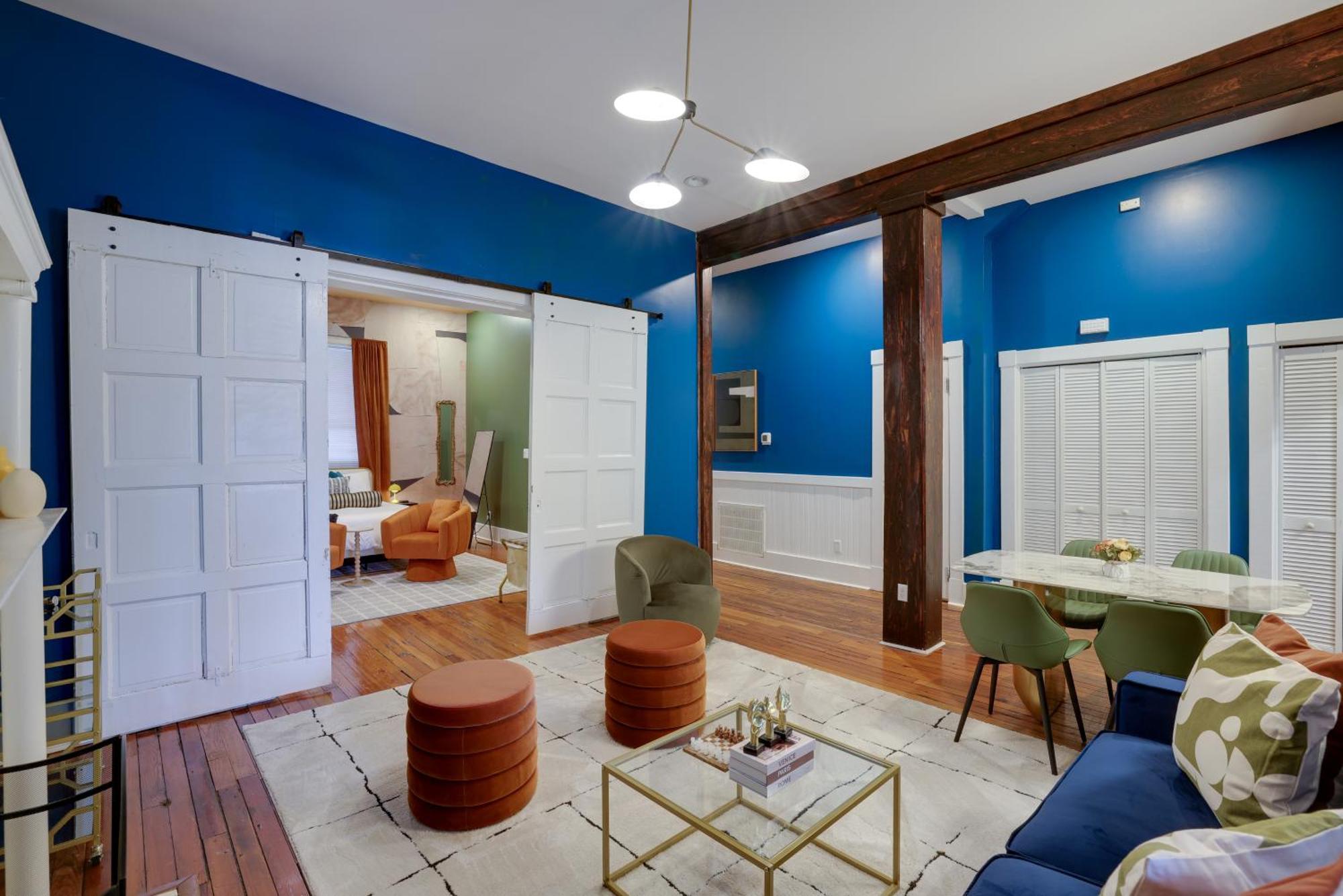 Mid-century Getaway Apartment Savannah