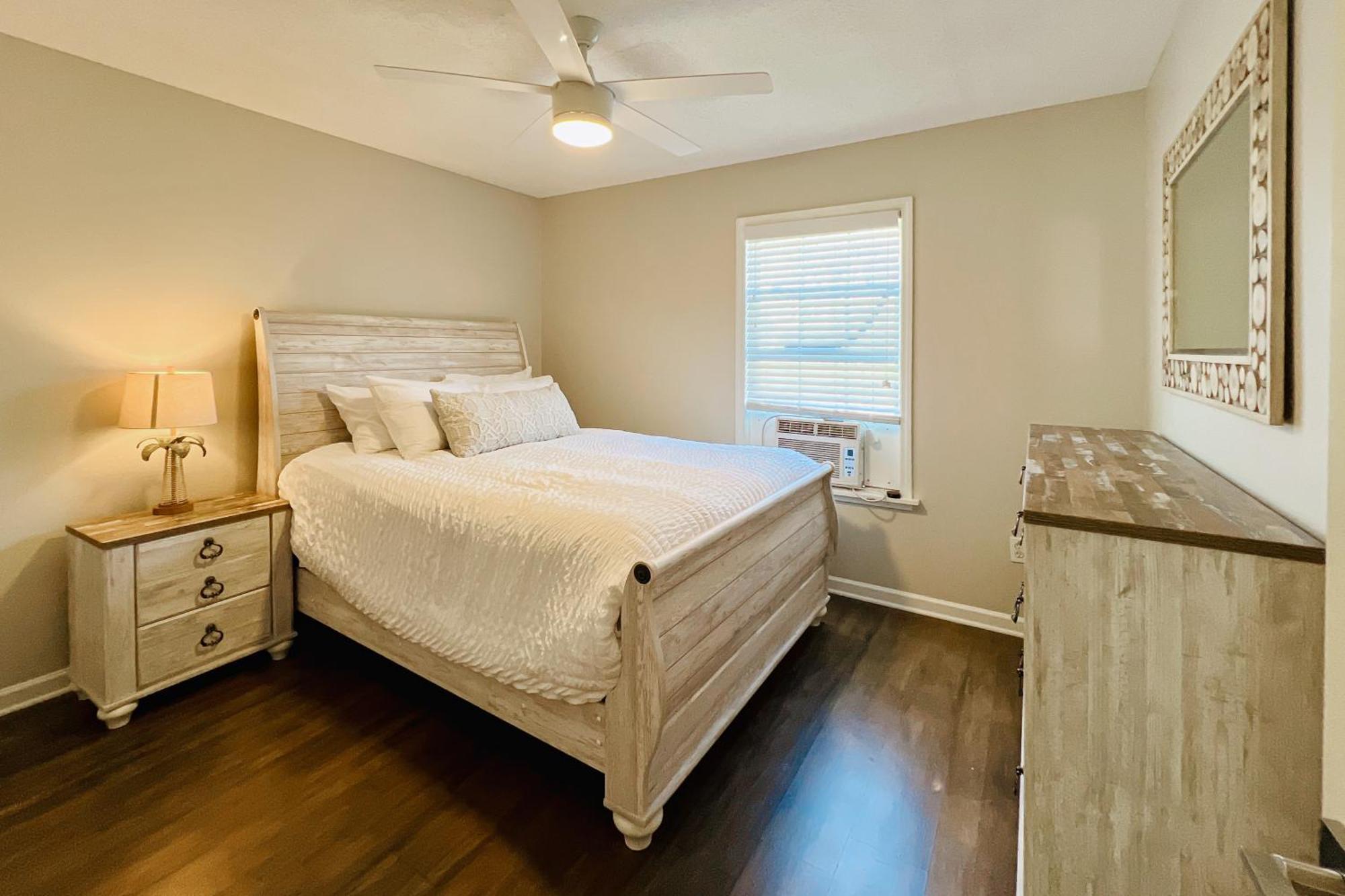 Salt Life At 912 * Savannah