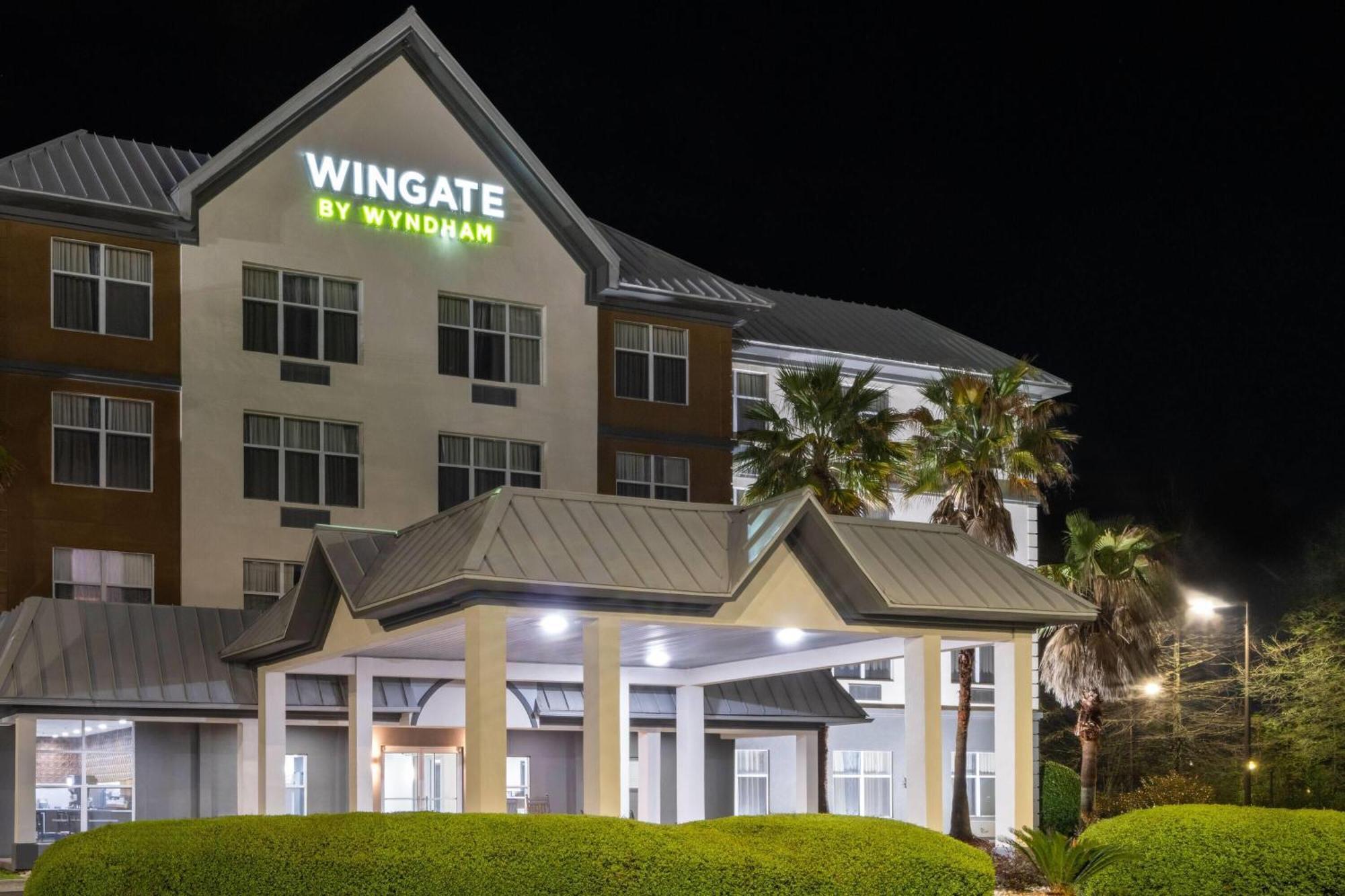 Wingate By Wyndham Savannah Gateway Hotel