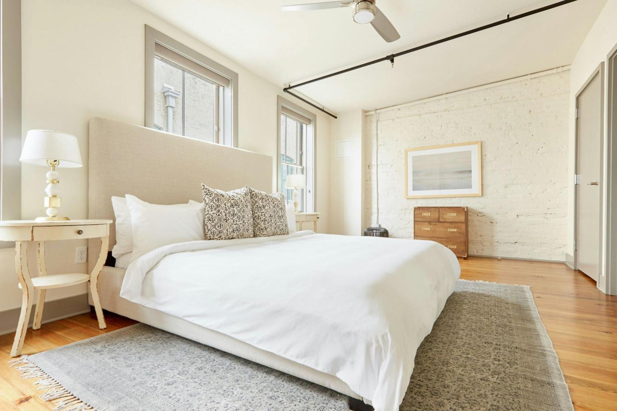 Sonder By Marriott Bonvoy The Broughton Historic District Aparthotel