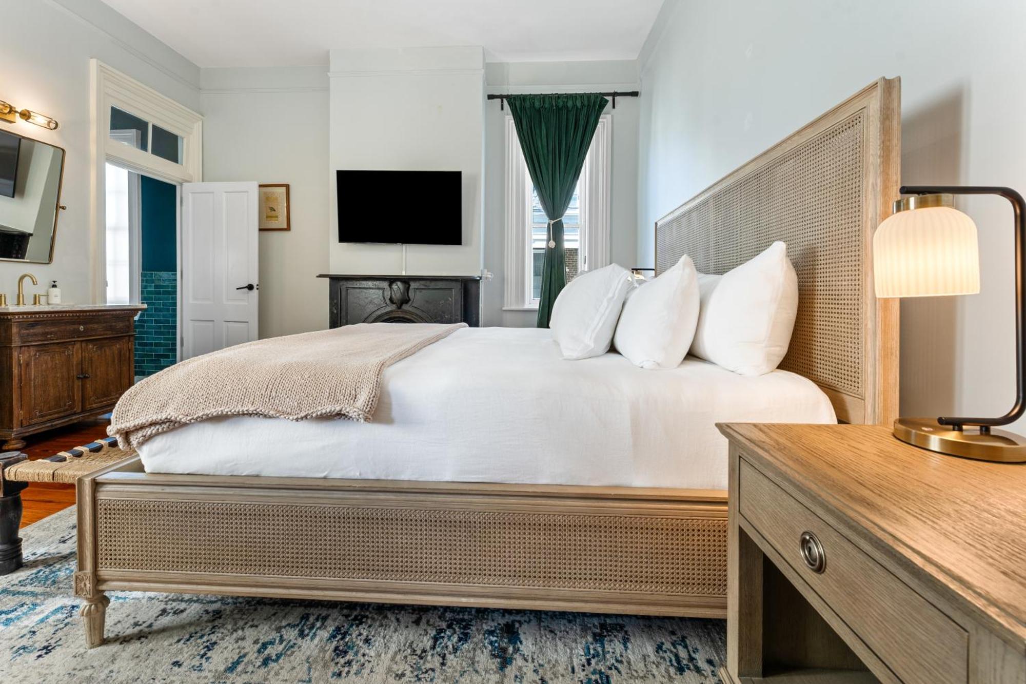 Bed & Breakfast Bellwether House 5*