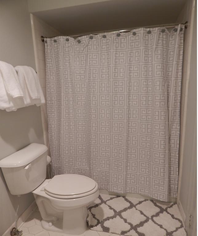 The Dulinn On York Apartment Savannah