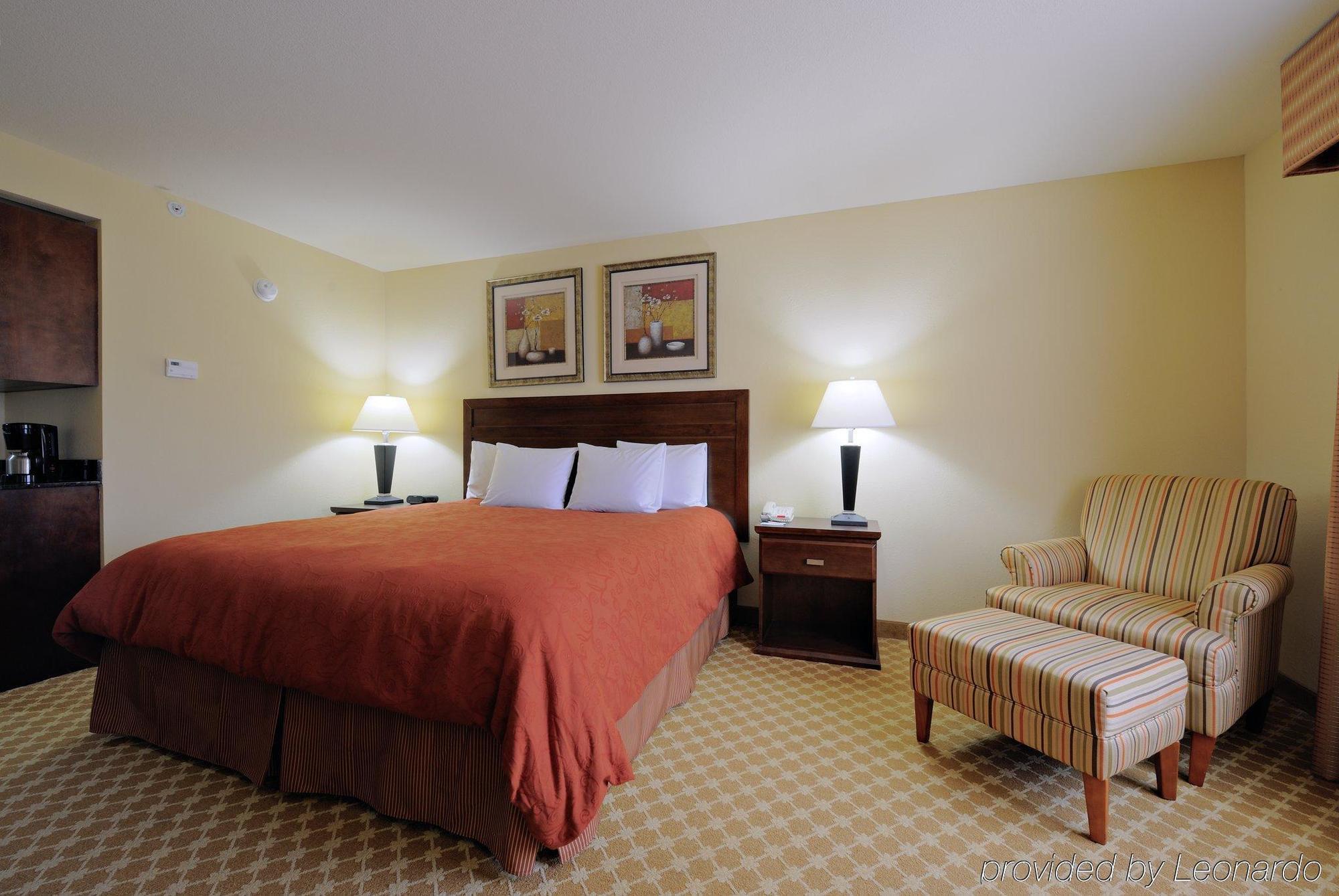 Country & By Radisson, Airport, Ga