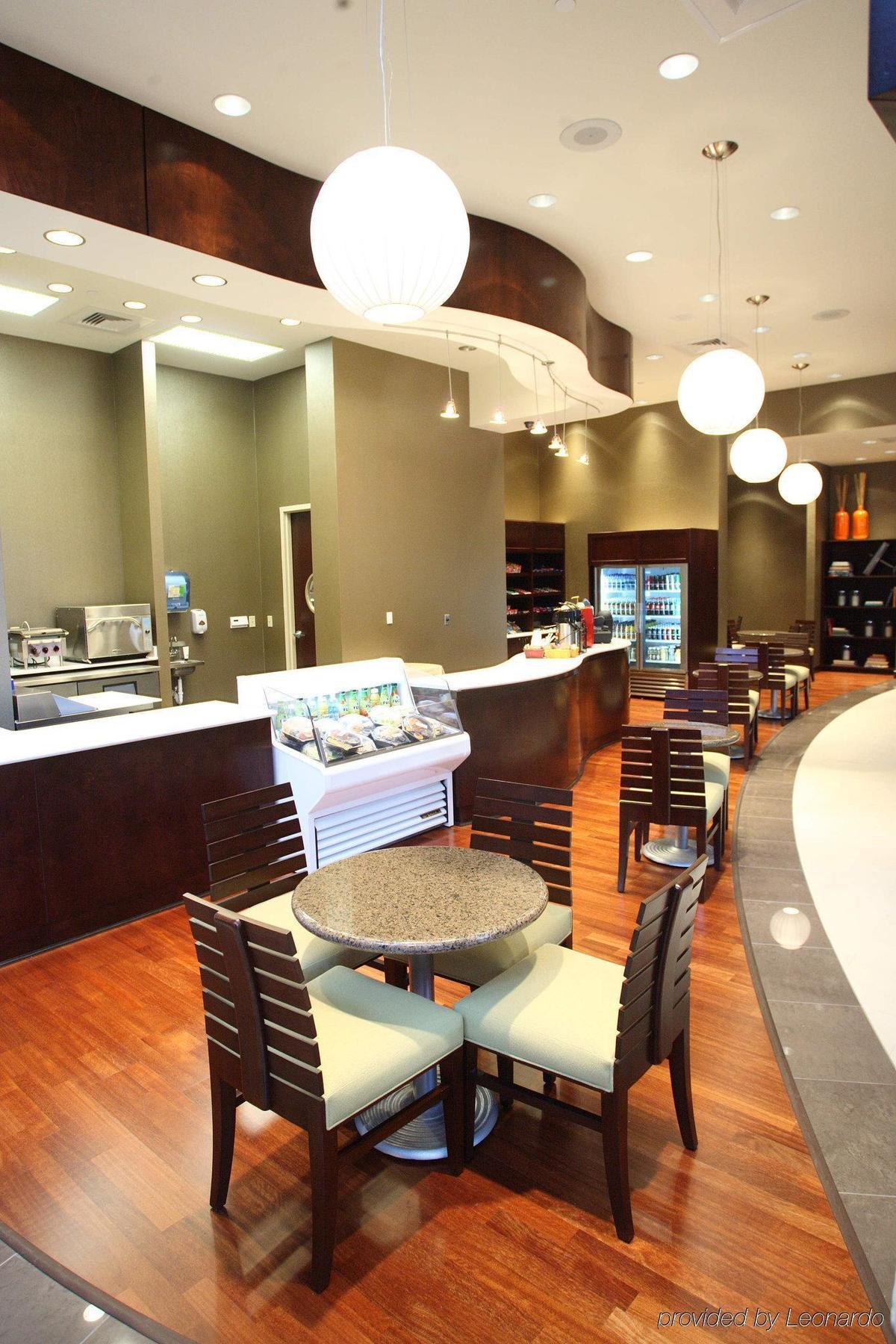 Embassy Airport 4*