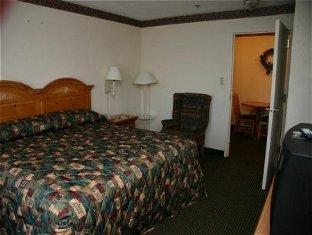 Country & By Radisson, Midtown, Ga Savannah