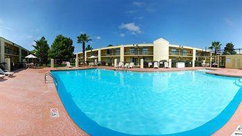 Inn Quality Midtown 2*