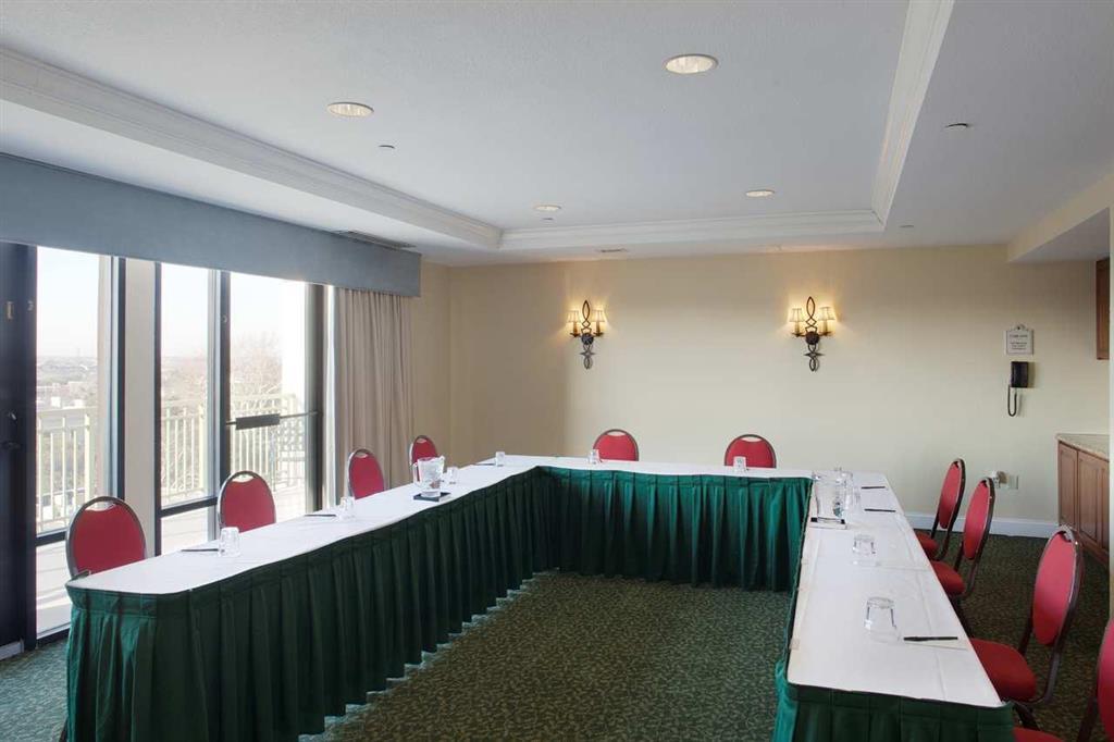 Doubletree By Hilton Historic Savannah