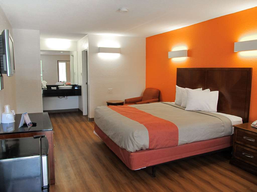 6-savannah, Ga - Midtown 2*