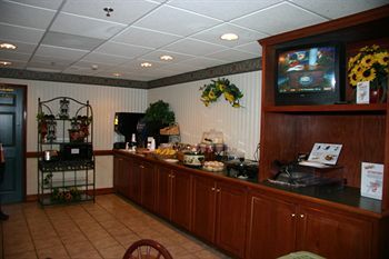 Country & By Radisson, Midtown, Ga 3*