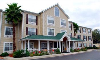 Country & By Radisson, Midtown, Ga Savannah