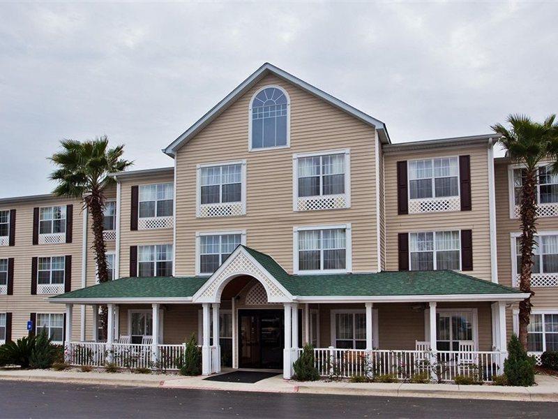 Country & By Radisson, Airport, Ga 3*