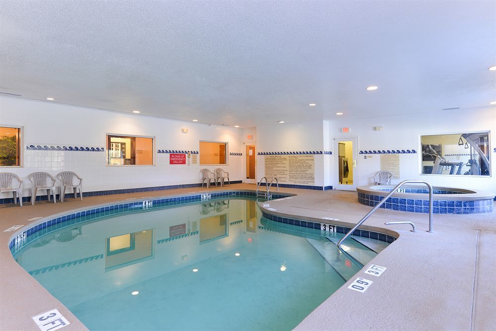 Country & By Radisson, Gateway, Ga 3*