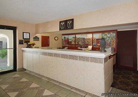 Quality Historic District Inn 2*