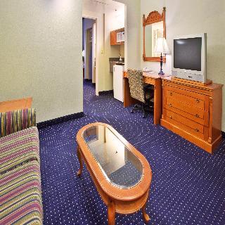 Country & By Radisson, Gateway, Ga