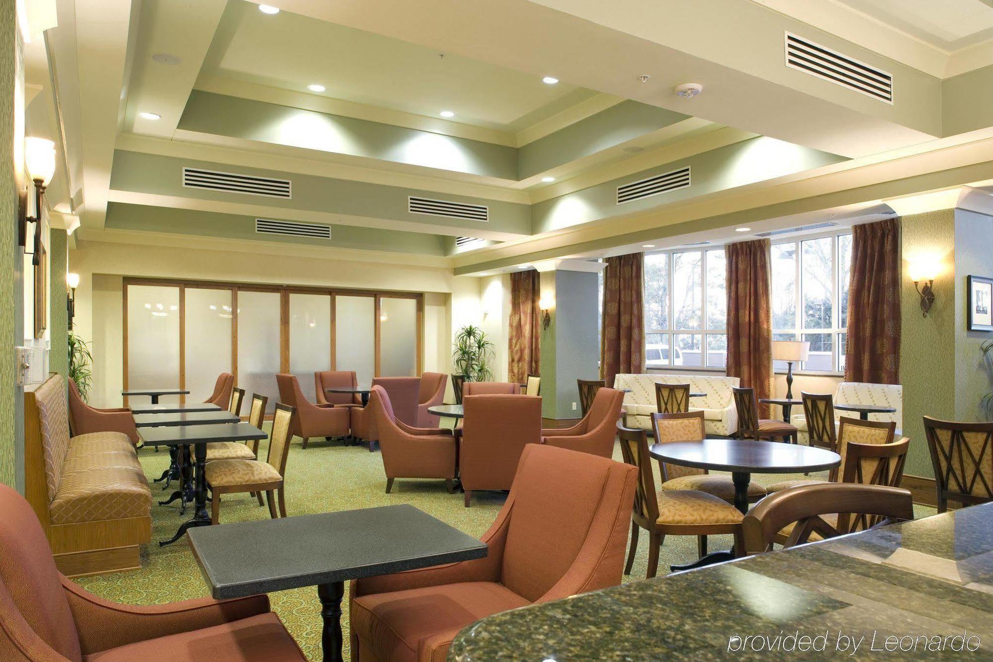 Hampton & Savannah/midtown Hotel 3*
