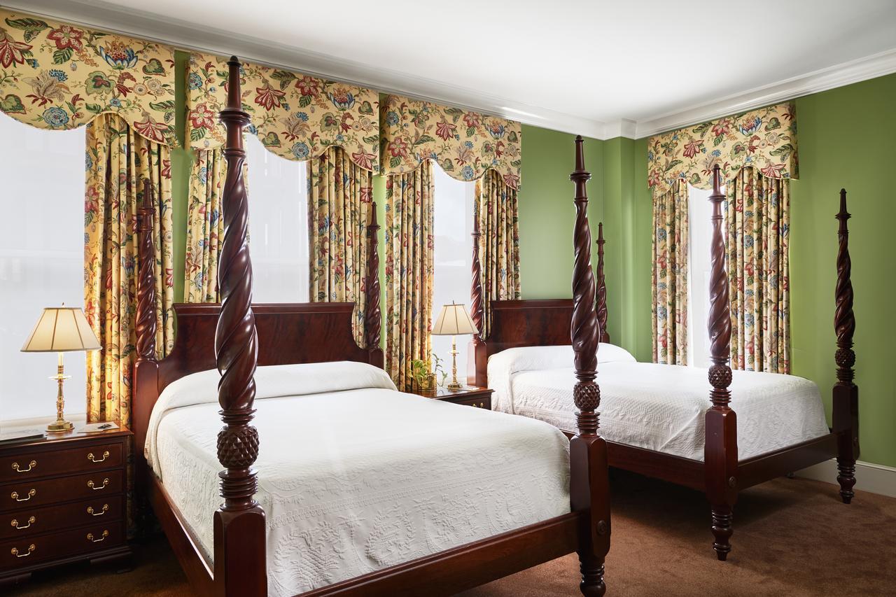 Planters On Reynolds Square (adults Only) Inn 3*