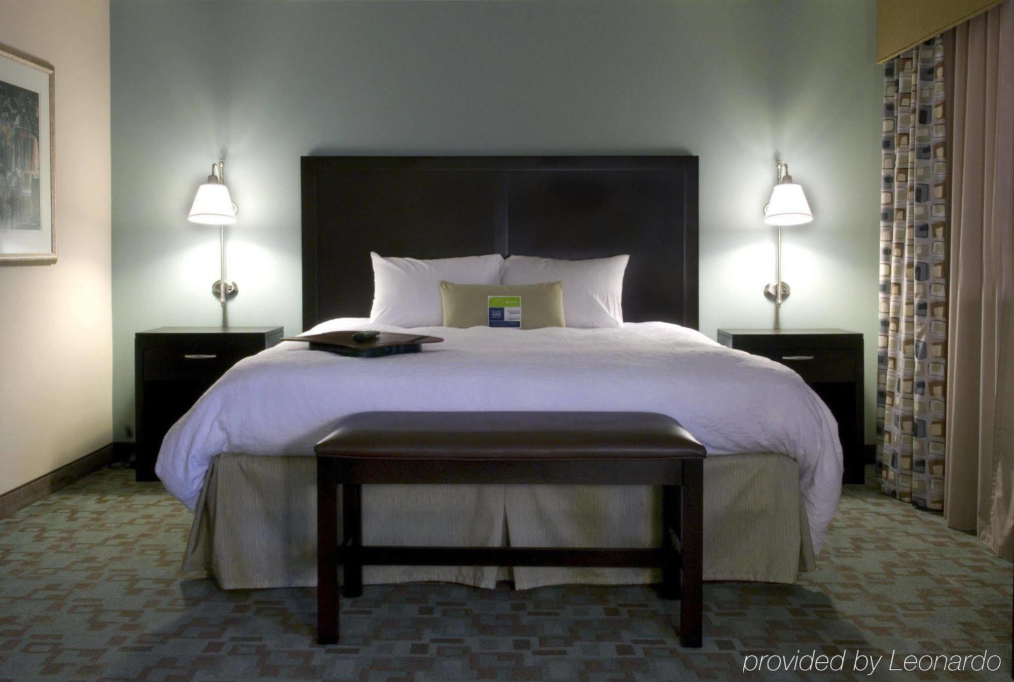 Hampton & Savannah-airport Hotel 2*