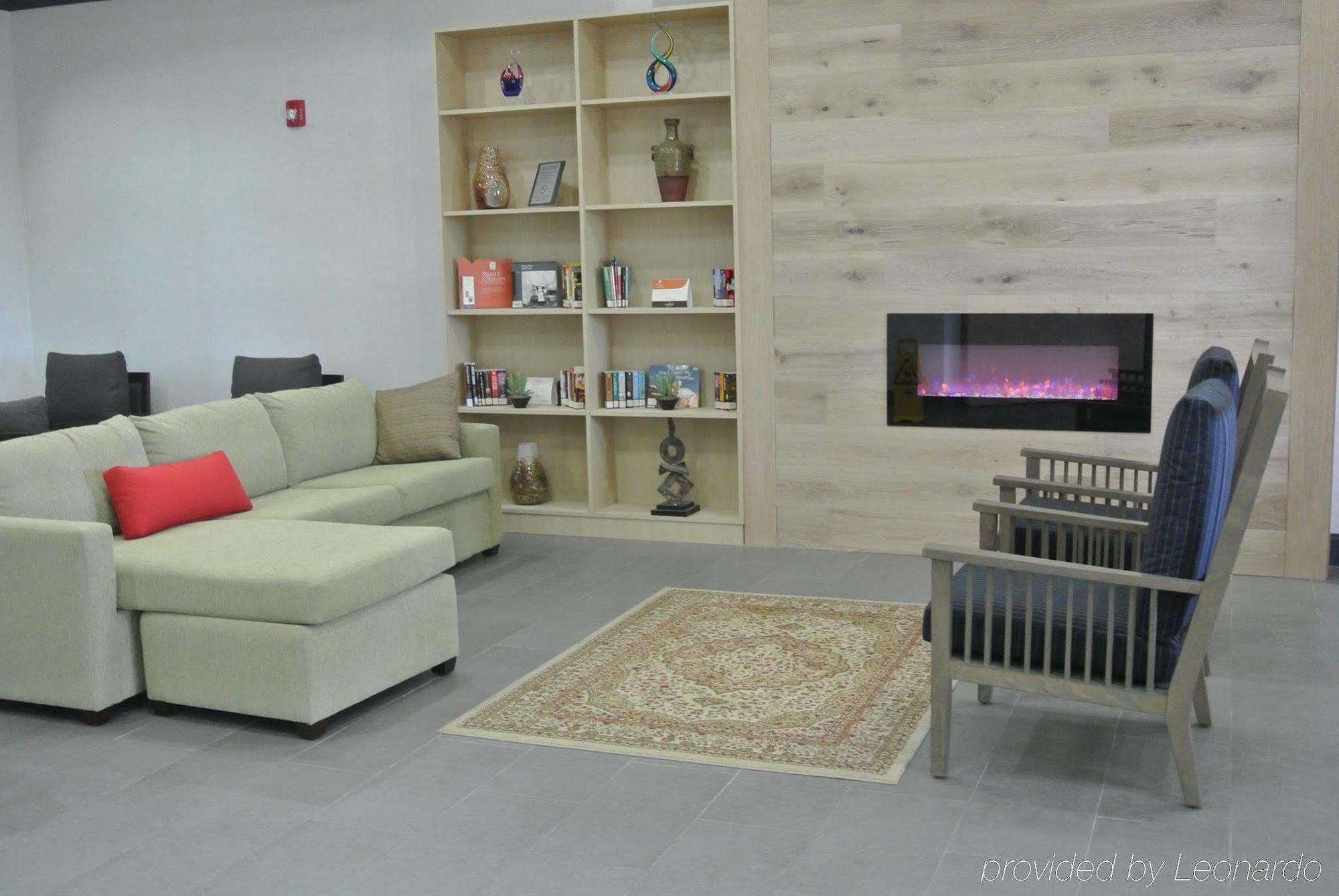 Hotel Country & By Radisson, Airport, Ga 3*