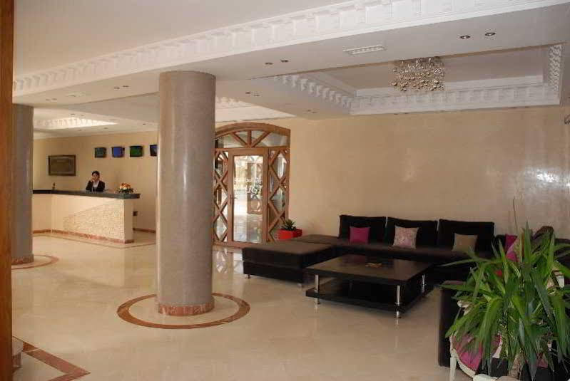 Hotel Country & By Radisson, Gateway, Ga Savannah