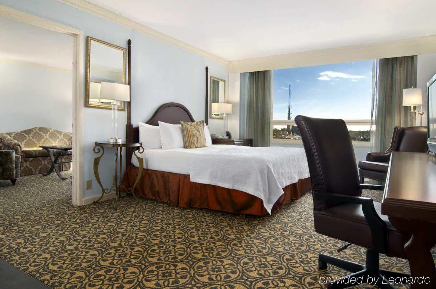 The Desoto Hotel 4*