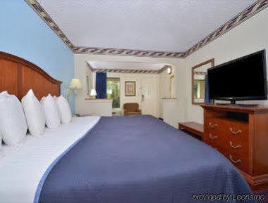 Howard Johnson By Wyndham Ga Savannah
