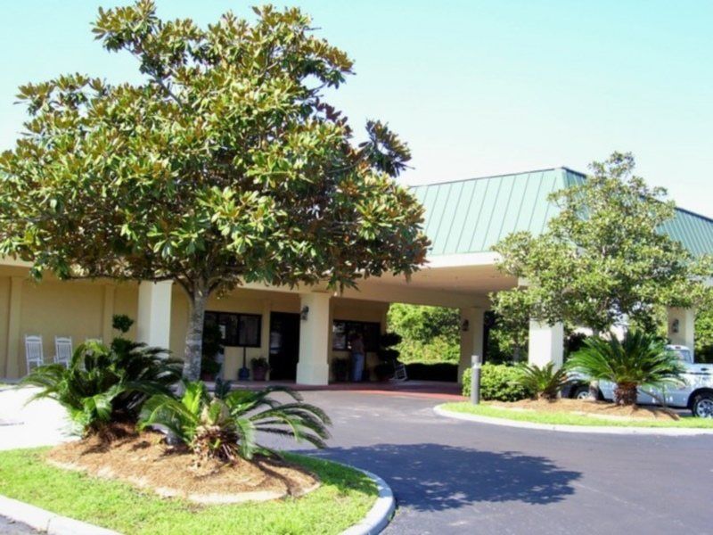 Quality Midtown Inn 2*