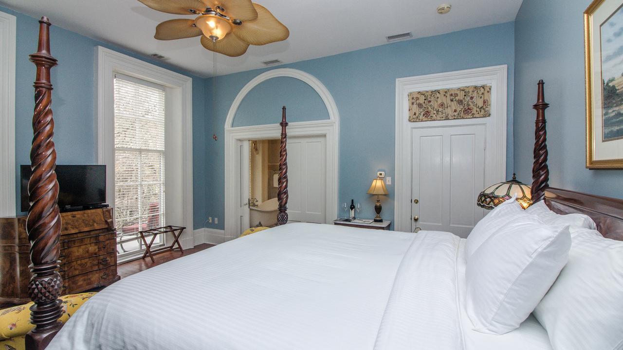 Dresser Palmer House Savannah