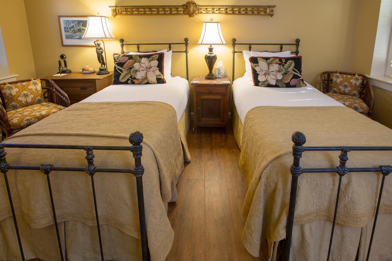 Ballastone Hotel Savannah