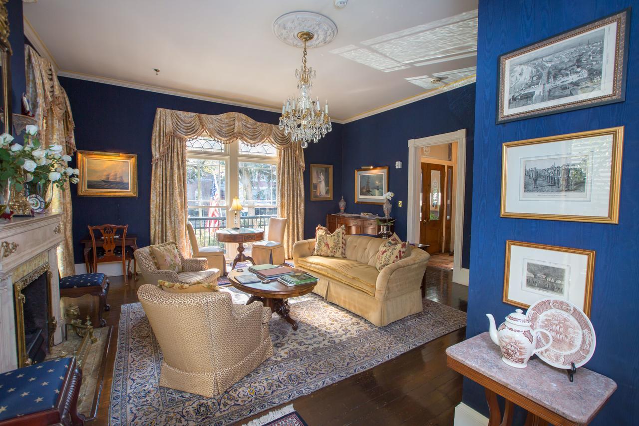 Ballastone Hotel Savannah