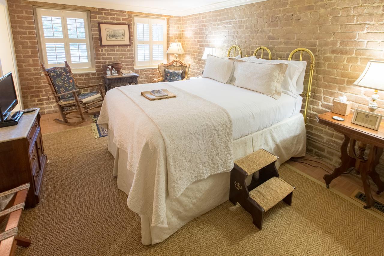 Ballastone Hotel Savannah