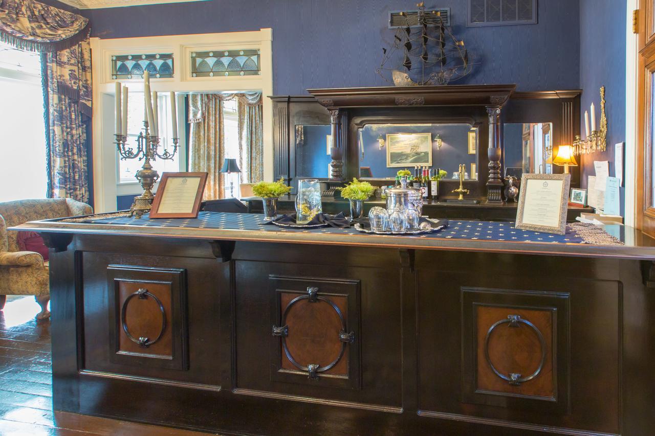 Hotel Ballastone 4*