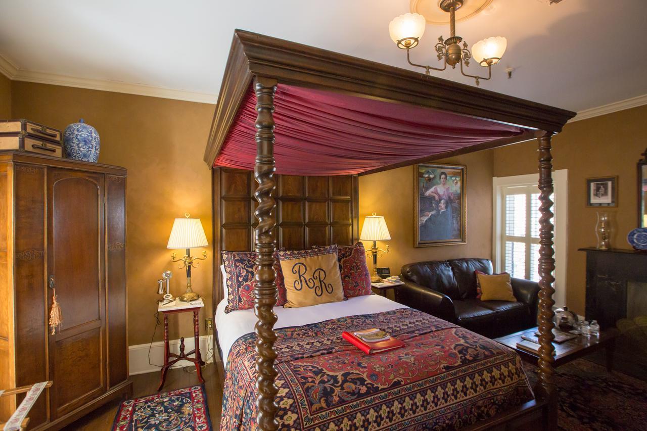 Hotel Ballastone 4*
