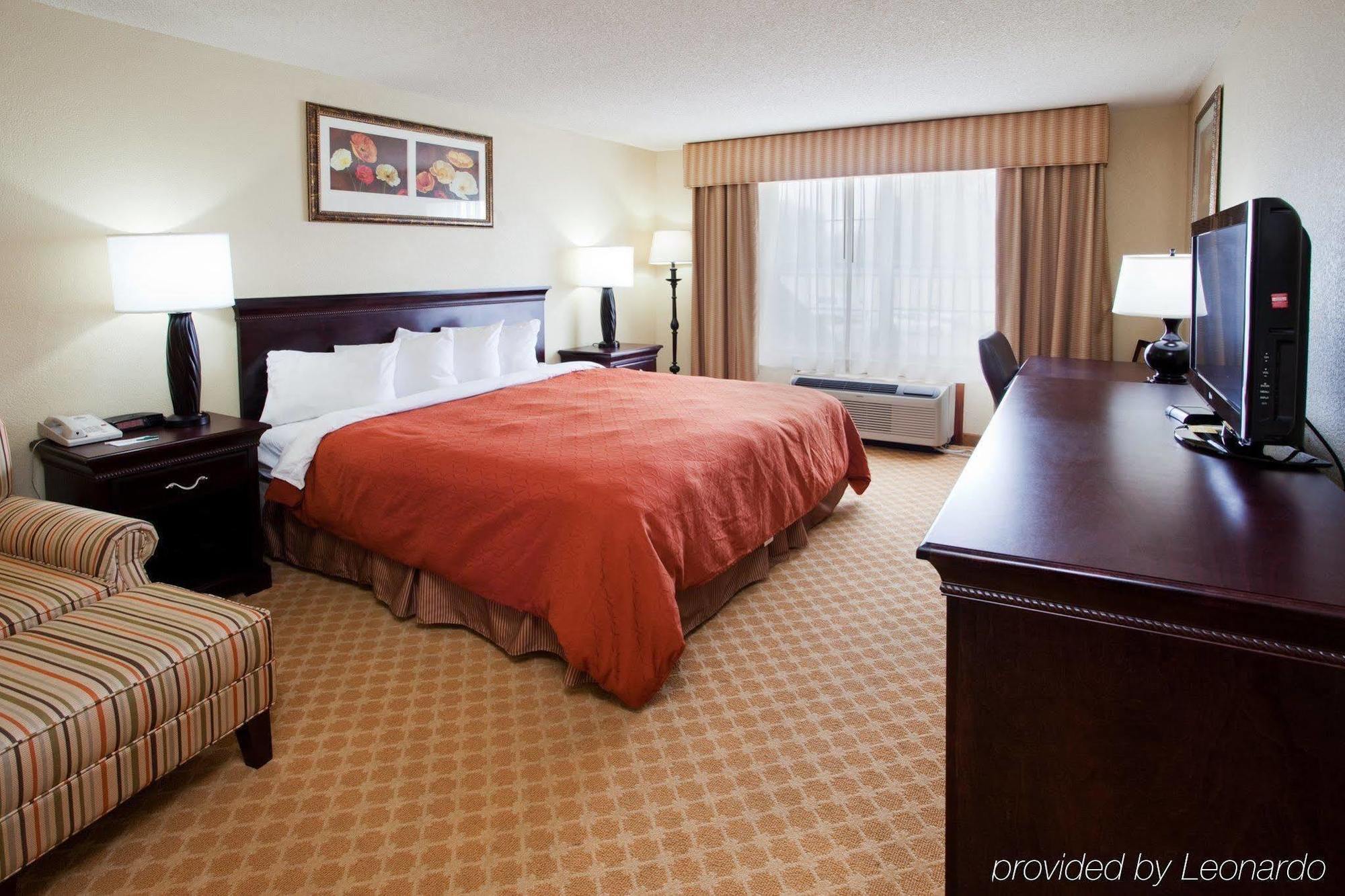 Country & By Radisson, Midtown, Ga 3*