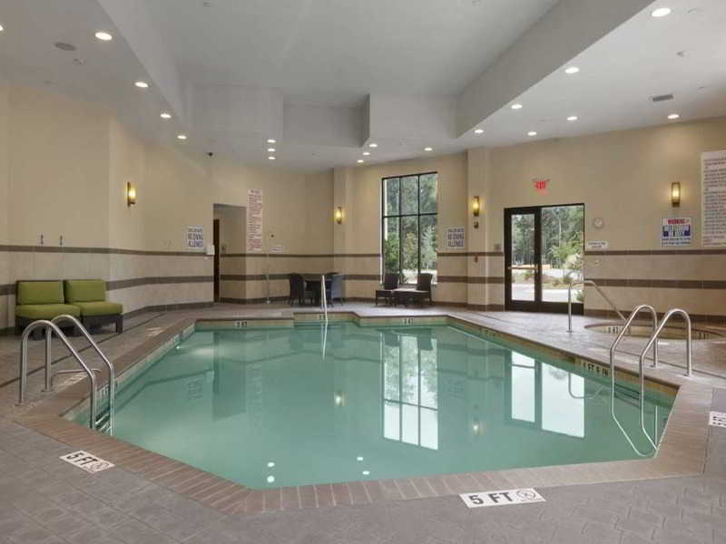 Embassy Airport Hotel Savannah