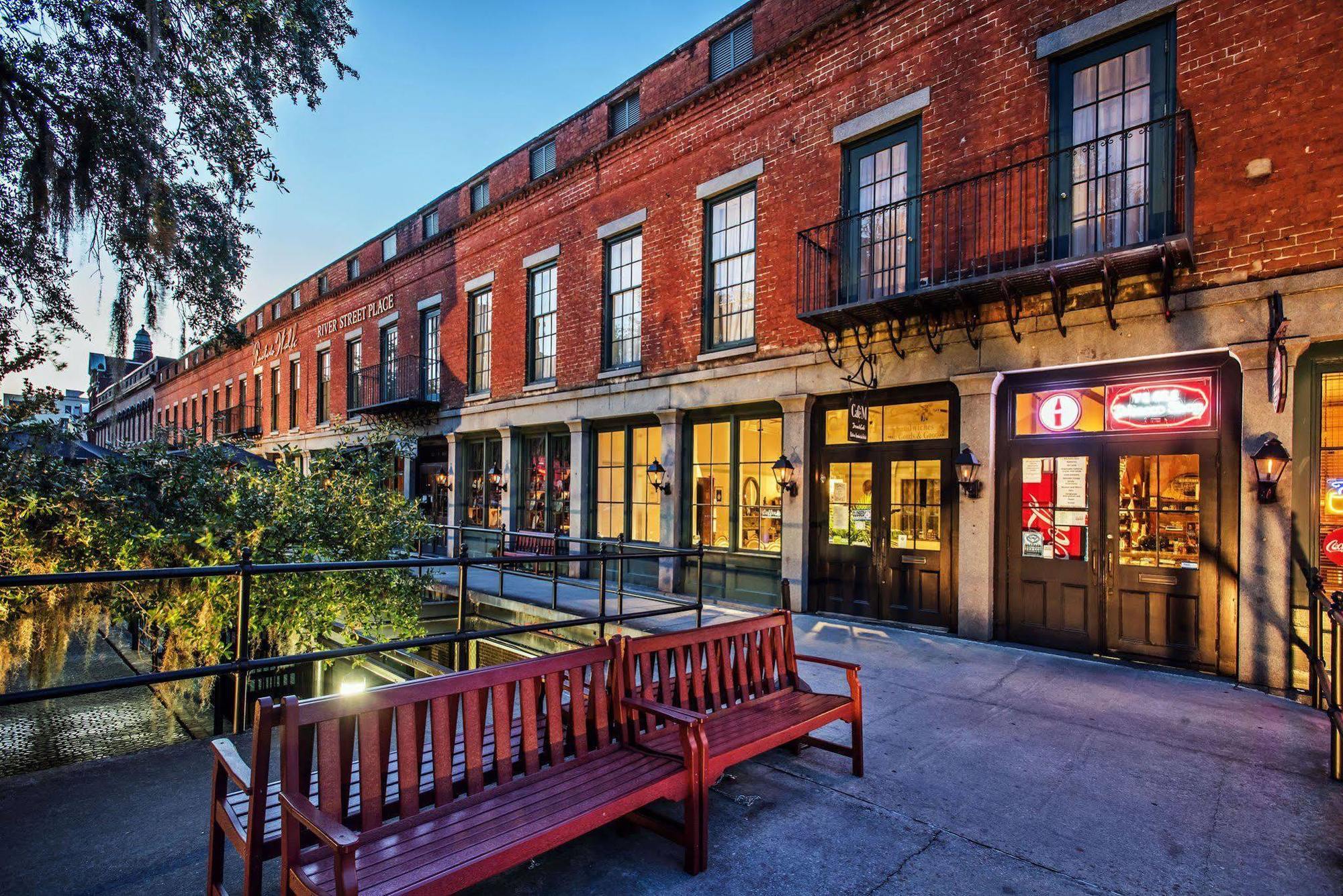 Hotel River Street (adults Only)