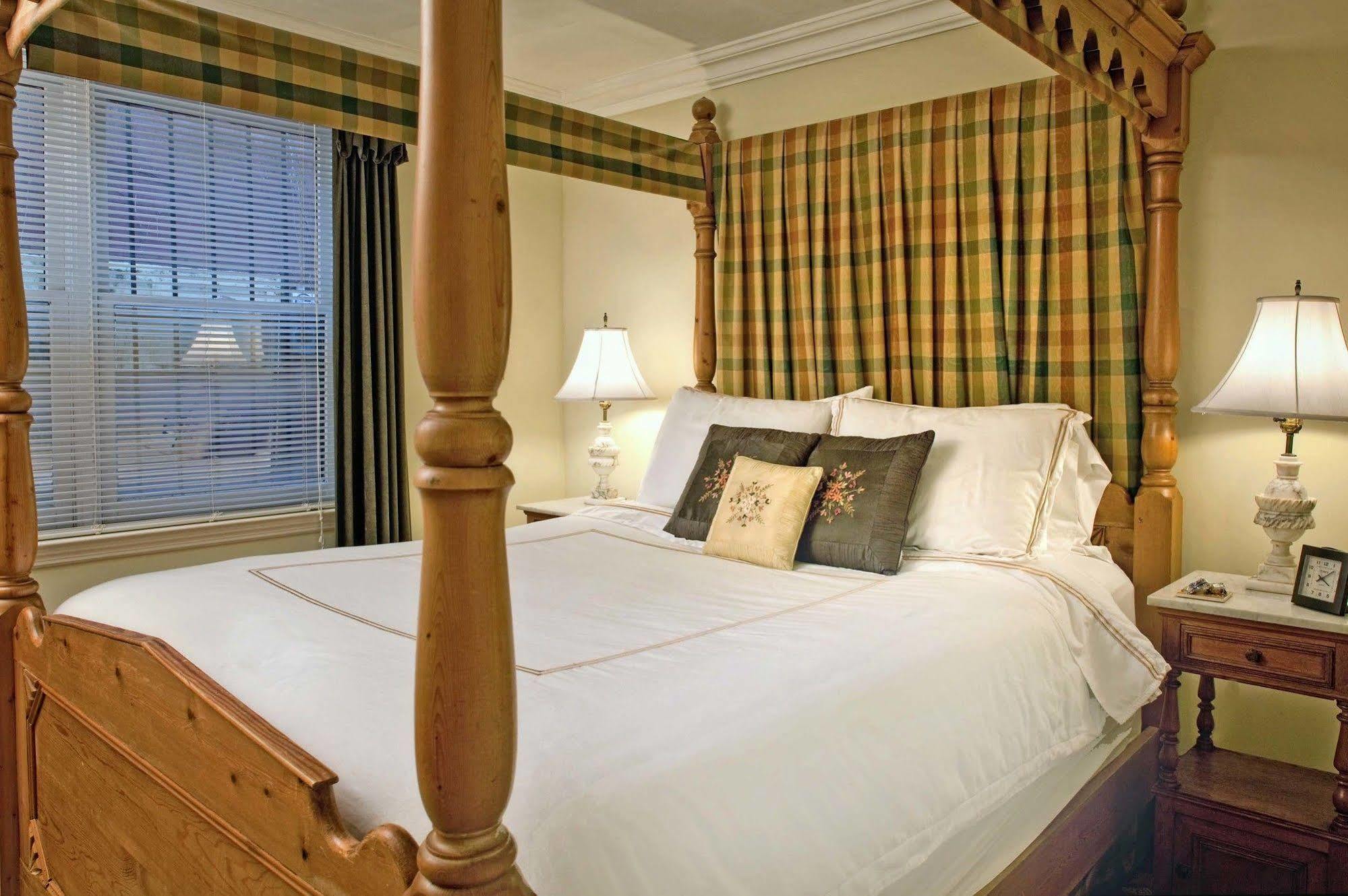 Galloway House Inn 2*