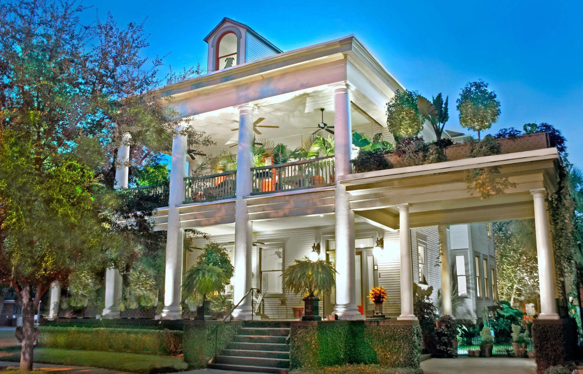 Galloway House 2*