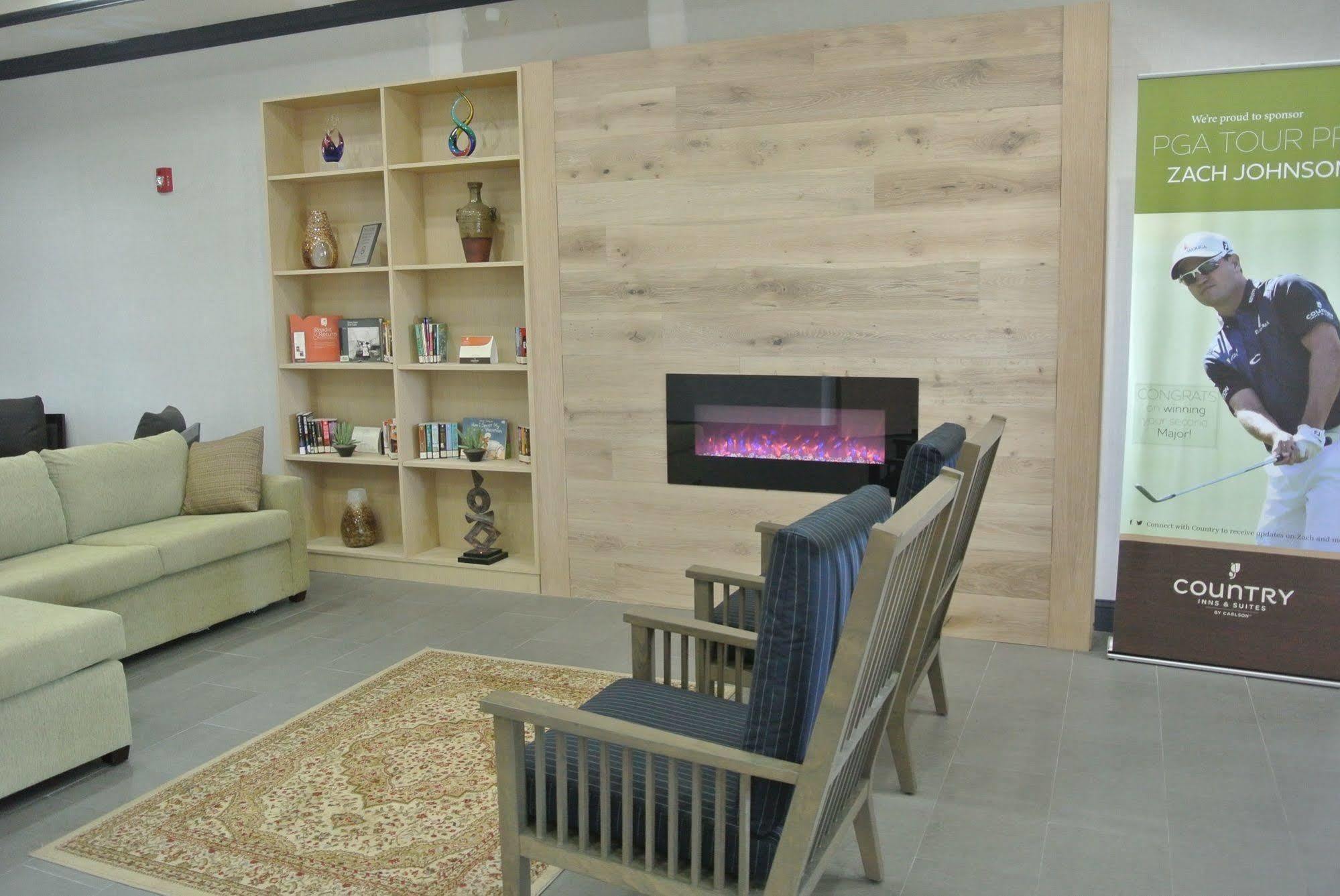 Hotel Country & By Radisson, Airport, Ga