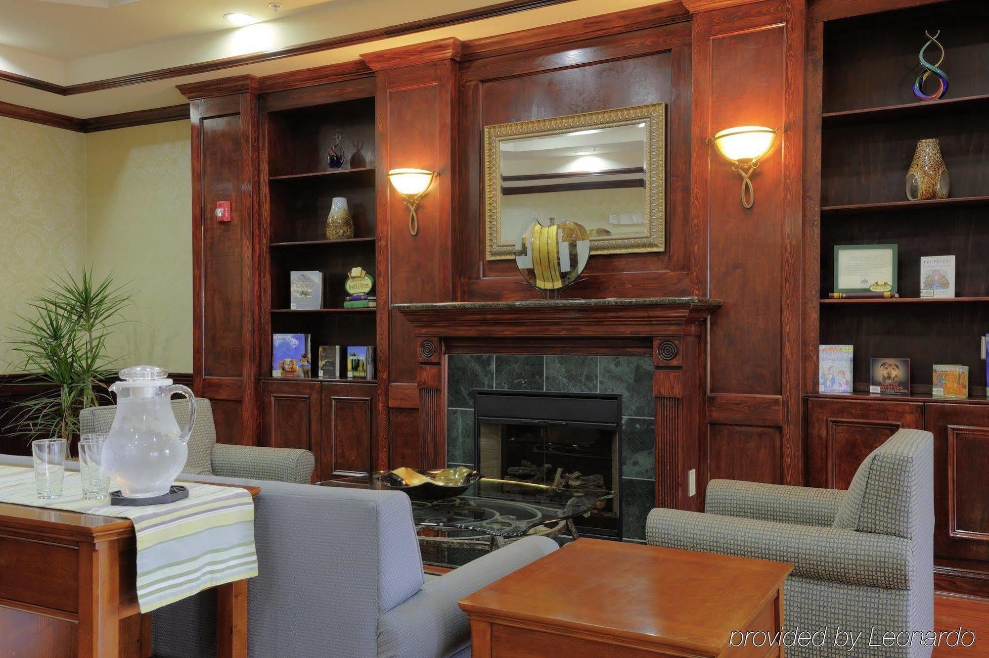 Country & By Radisson, Airport, Ga Hotel 3*