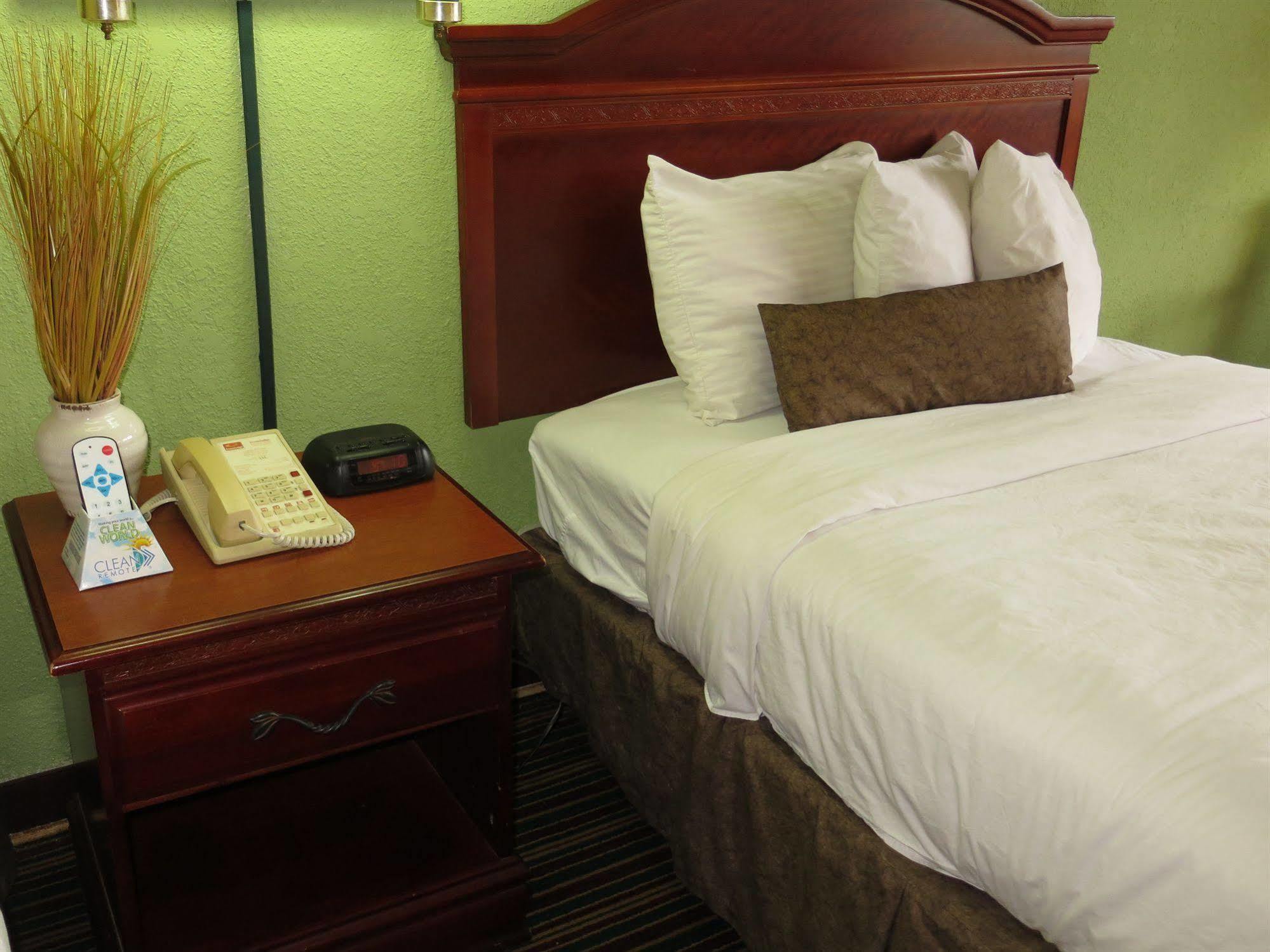 Econo Choice I-95 Gateway 3*