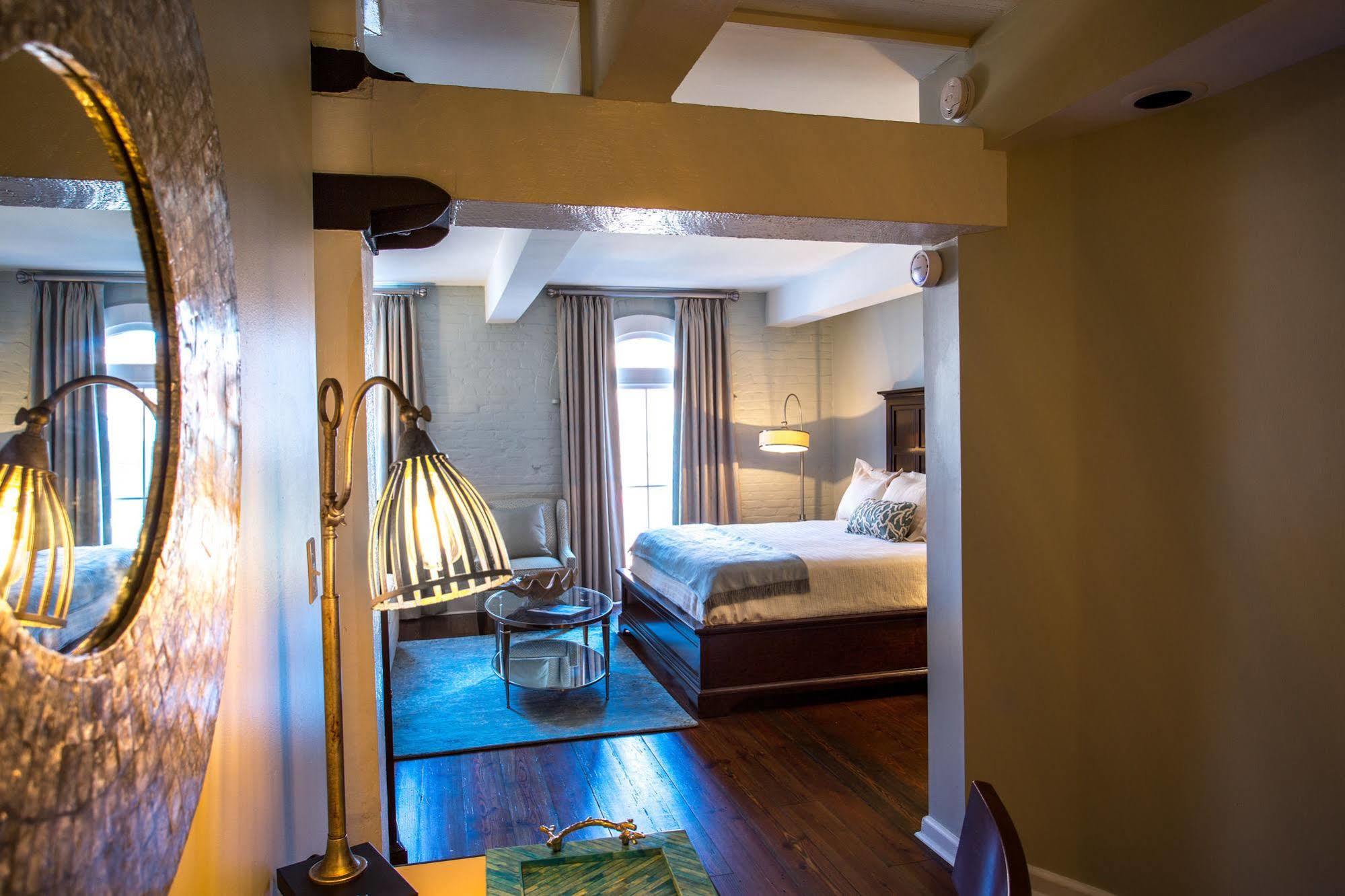 Olde Harbour Inn, Historic Of Collection Savannah