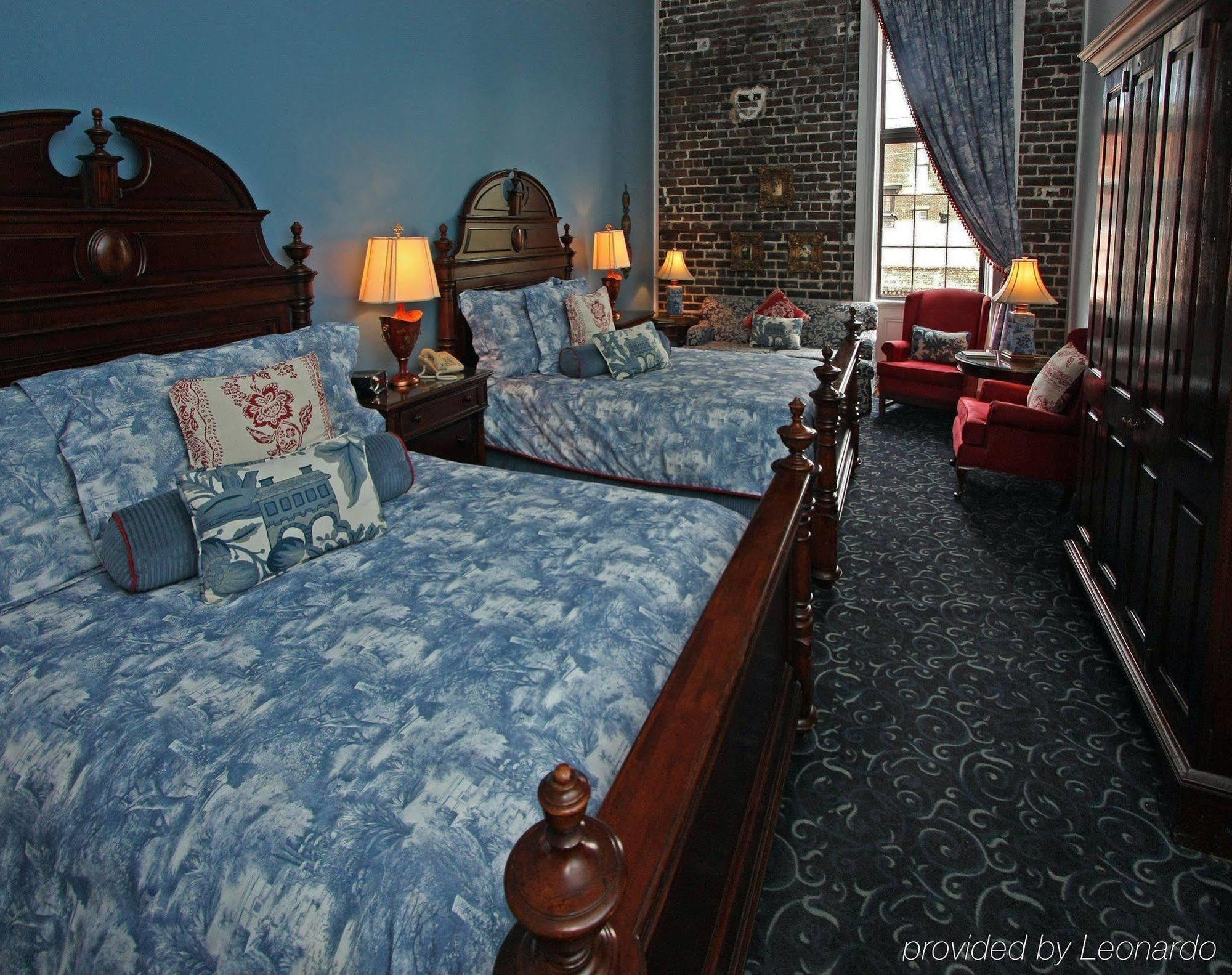Hotel East Bay Inn, Historic Of Collection Savannah
