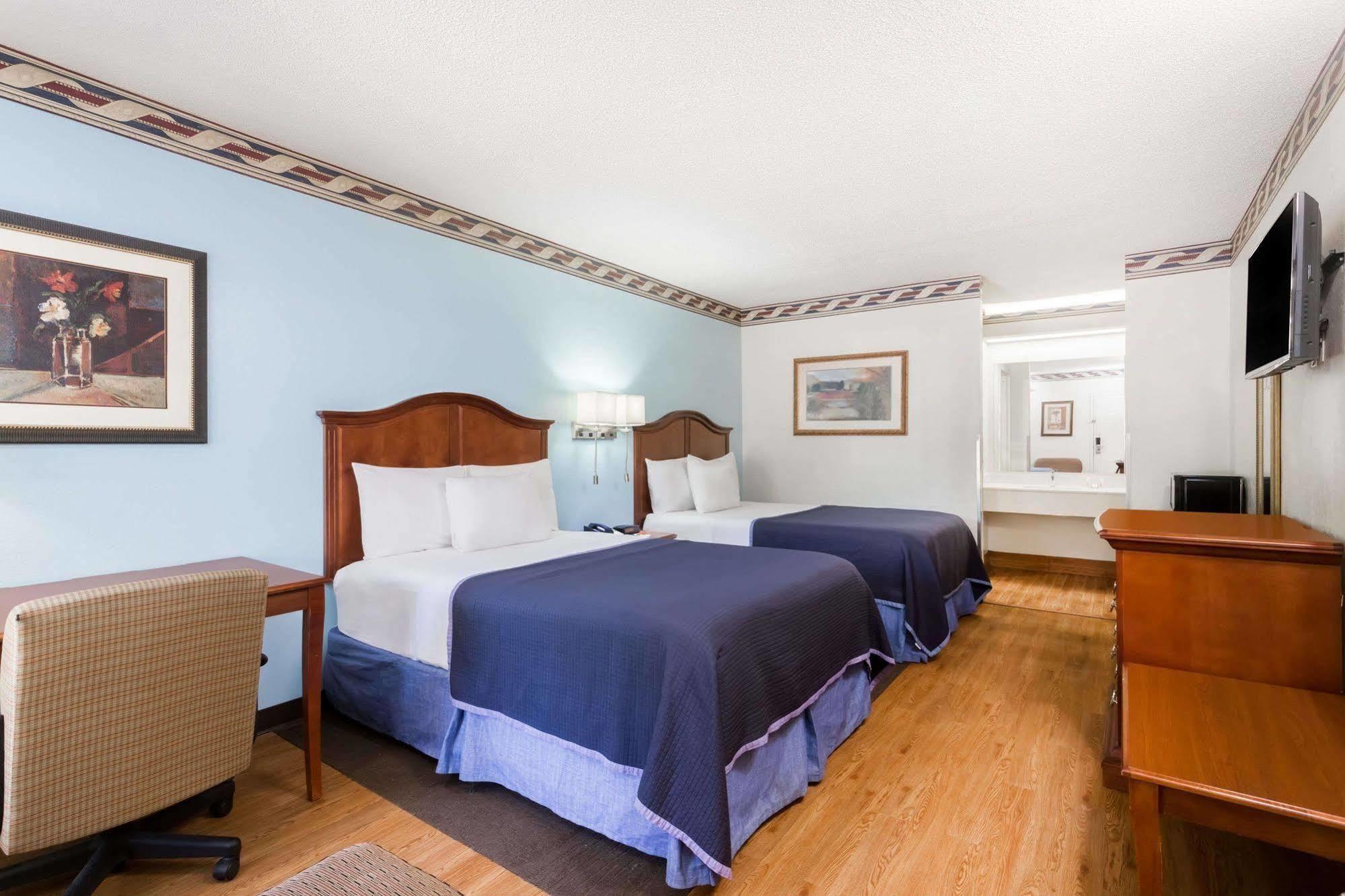 Hotel Howard Johnson By Wyndham Ga Savannah