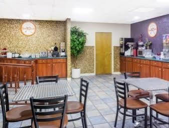 Howard Johnson By Wyndham Ga Hotel 2*
