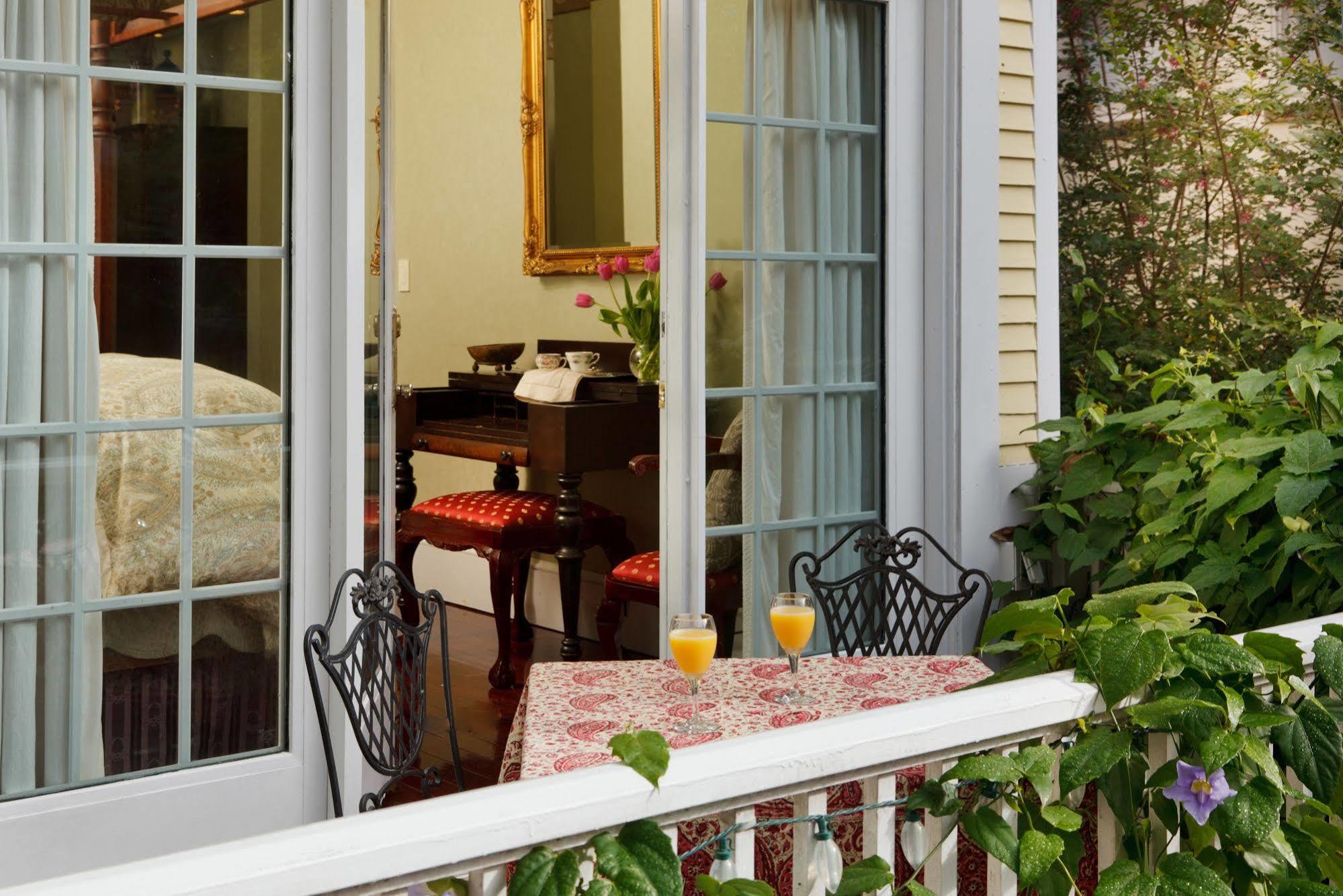 Bed & Breakfast Azalea And
