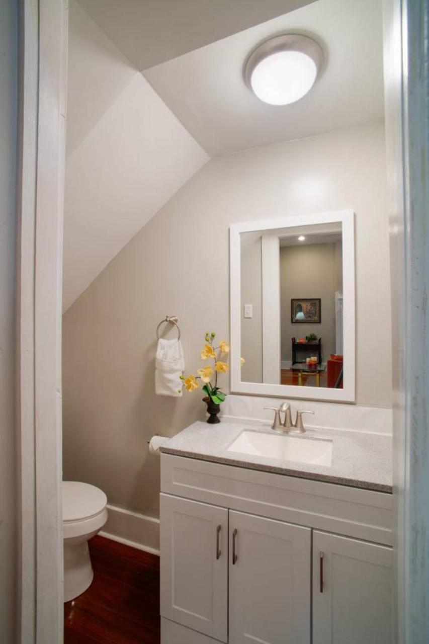 Apartment 416a Waldburg St - Newly Renovated 1920's Historic District Apt *