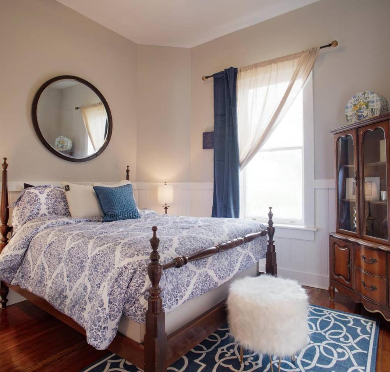 Apartment 416a Waldburg St - Newly Renovated 1920's Historic District Apt *