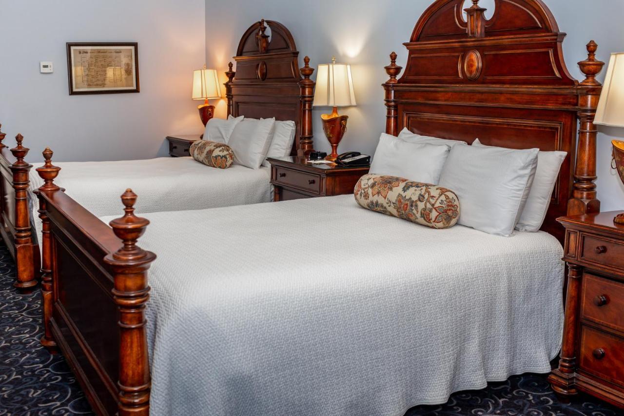 Hotel East Bay Inn, Historic Of Collection Savannah