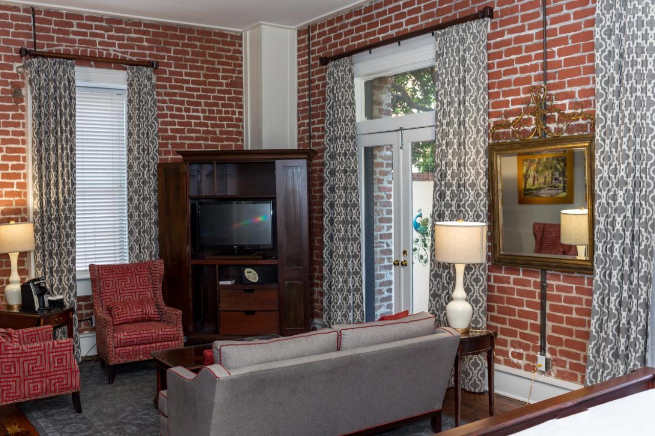 East Bay Inn, Historic Of Collection Hotel 3*