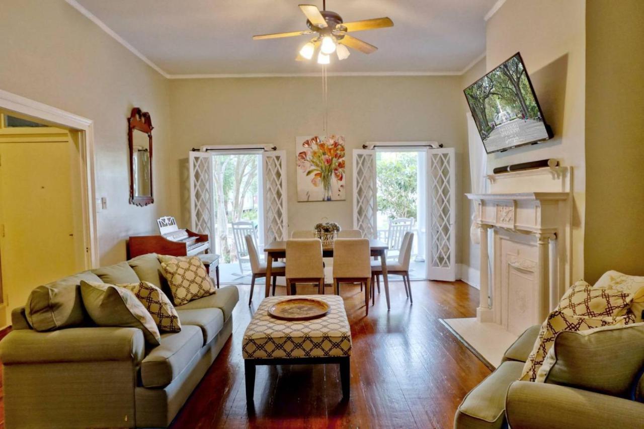 Comfortable Escape In Historic Downtown Bed & Breakfast Savannah